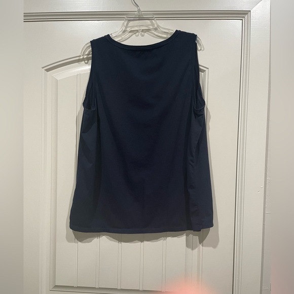 Jones New York women’s  Sleeveless Navy Tank Sleeveless shirt navy 3X - Picture 3 of 3